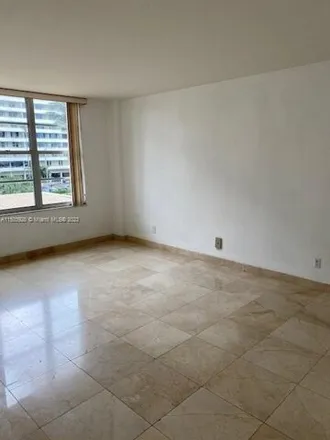 Image 7 - 5500 Block, Miami Beach, FL 33140, USA - Condo for rent