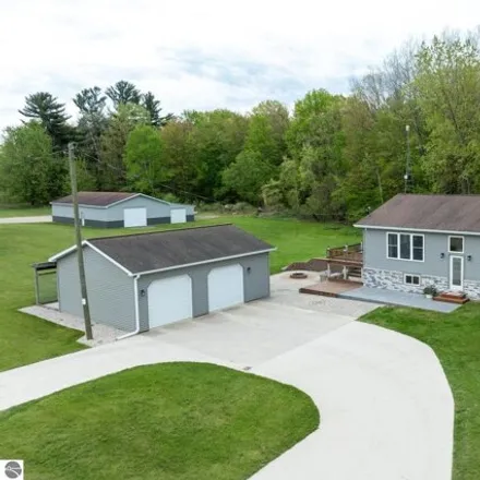 Buy this 3 bed house on 7508 Edgar Road in Richland Township, MI 48891