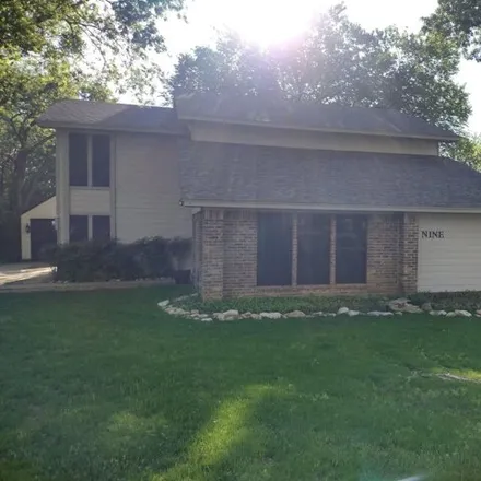 Rent this 3 bed house on 5 Oak Circle in Hickory Creek, Denton County
