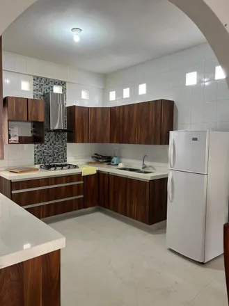 Rent this 16 bed house on unnamed road in 39300 Acapulco, GRO