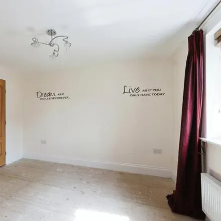 Image 9 - The Spinney, Sheffield, S17 3AP, United Kingdom - House for sale