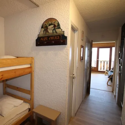 Rent this 1 bed apartment on Auris in Isère, France