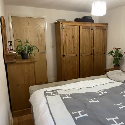 Image 2 - London, Acton, ENGLAND, GB - Apartment for rent