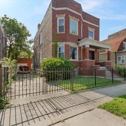 Buy this 5 bed house on 7340 S Lowe Ave in Chicago, Illinois