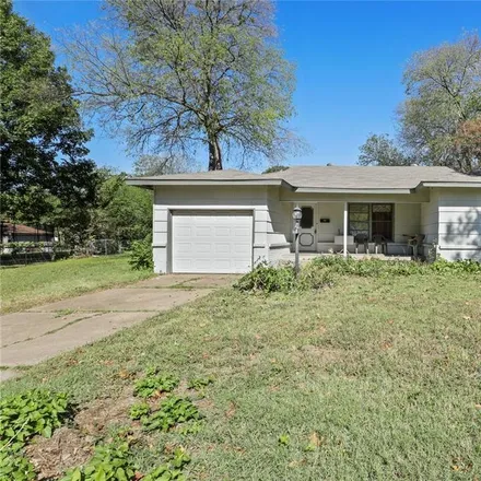 Buy this 3 bed house on 6058 Black Oak Lane in Fort Worth, TX 76114