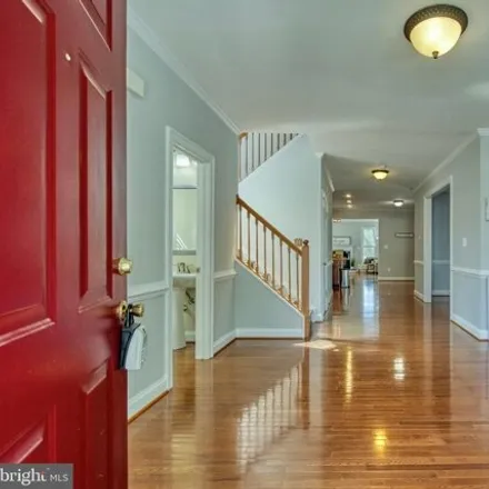 Image 4 - 716 Beall Avenue, Rockville, MD 20850, USA - House for sale