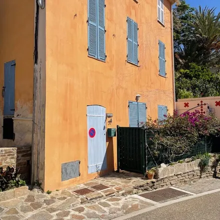 Image 9 - 2249 Route des Cretes, 83230 Bormes-les-Mimosas, France - Apartment for rent