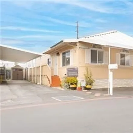 Image 2 - Imperial Highway, Studebaker, Norwalk, CA 90650, USA - Apartment for sale