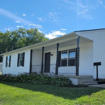 Buy this 3 bed house on 1042 Vine Street in Paris, KY 40361