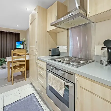 Image 7 - South Court, 28 Kersfield Road, London, SW15 6QP, United Kingdom - Apartment for rent