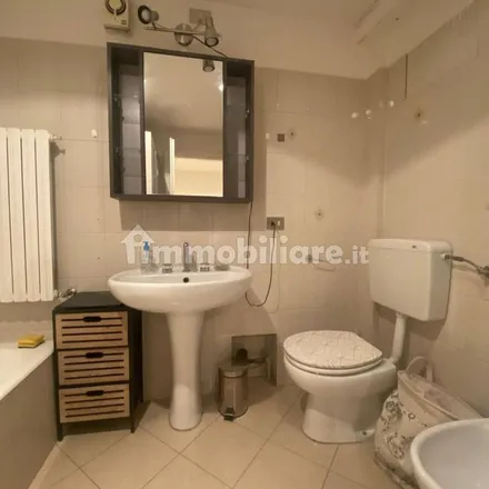 Image 4 - Via Broccaindosso 79, 40125 Bologna BO, Italy - Apartment for rent
