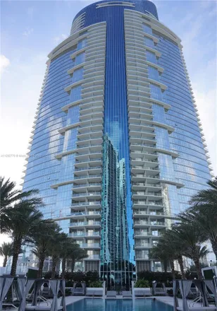Image 1 - 851 Northeast 1st Avenue, Miami, FL 33132, USA - Condo for rent