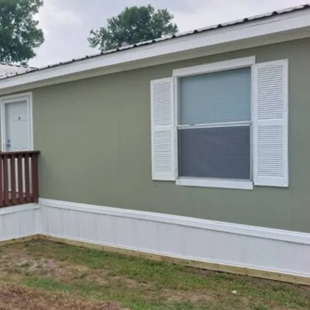 Buy this studio apartment on Sandell Mobile Home Park in 4329 West Park Row Boulevard, Corsicana