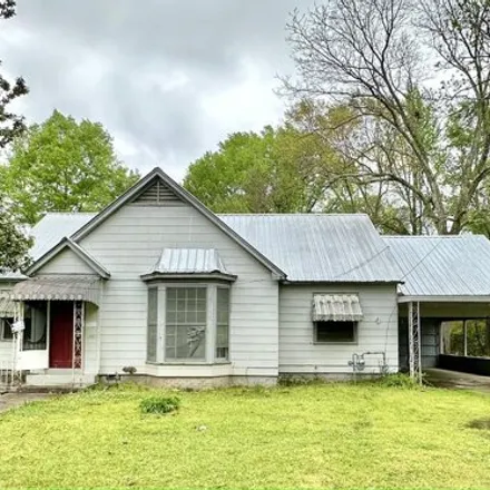 Buy this 3 bed house on 169 Carr Street in Louisville, MS 39339