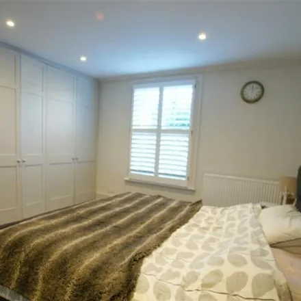 Image 3 - 109 Drakefield Road, London, SW17 8RS, United Kingdom - Apartment for sale