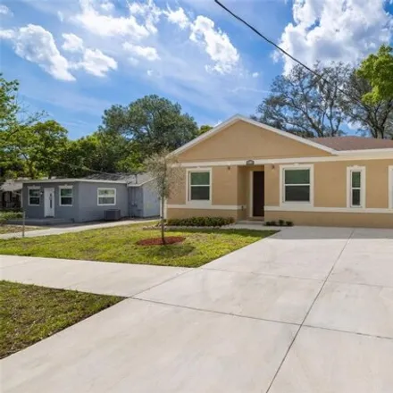 Image 1 - 8576 North 48th Street, Tampa, FL 33617, USA - House for sale