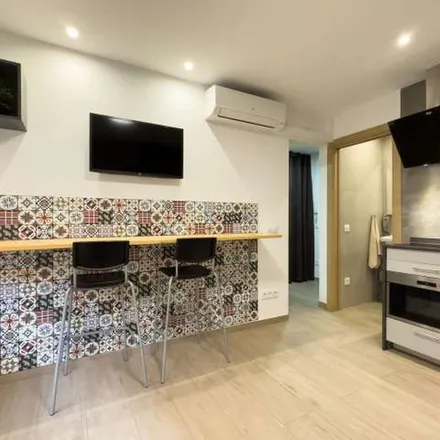 Rent this 1 bed apartment on Carrer de les Torres in 55, 08042 Barcelona