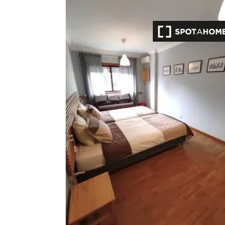 Rent this 2 bed apartment on Graham's Port Lodge in Rua Rei Ramiro, 4400-003 Vila Nova de Gaia