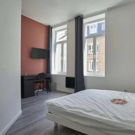 Rent this 3 bed room on 11 Rue du Marché in 59046 Lille, France