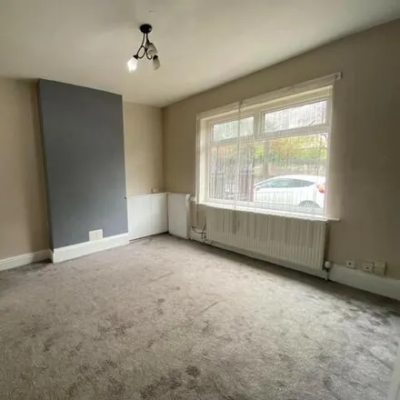 Image 3 - Woodhouse Road, Mansfield Woodhouse, NG18 2AY, United Kingdom - Townhouse for sale