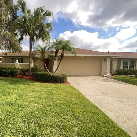 Buy this 2 bed house on 2253 Heron Cir in Clearwater, Florida