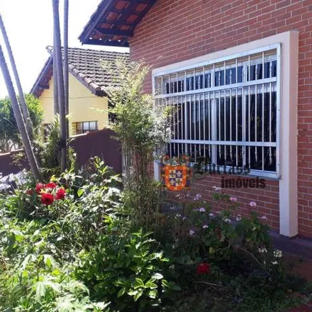 Buy this 2 bed house on Rua Luiza Zanetti Del Corto in Santana, Ribeirão Pires - SP