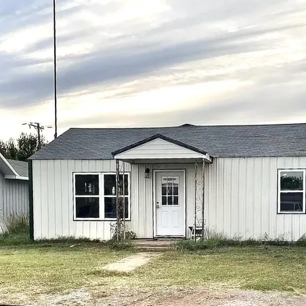 Buy this 4 bed house on 200 East Mc Allister Street in Seiling, Dewey County