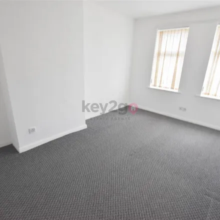 Image 7 - Emmaus Catholic and CofE Primary School, Southend Road, Sheffield, S2 5FT, United Kingdom - Apartment for rent