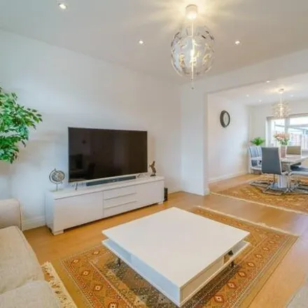 Rent this 3 bed townhouse on Widmore Road in Lees Road, London