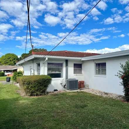 Image 8 - 2759 61st Lane North, Saint Petersburg, FL 33710, USA - House for sale