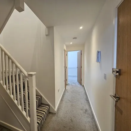 Image 4 - 226, 228 Holdenhurst Road, Bournemouth, BH8 8AY, United Kingdom - Apartment for rent