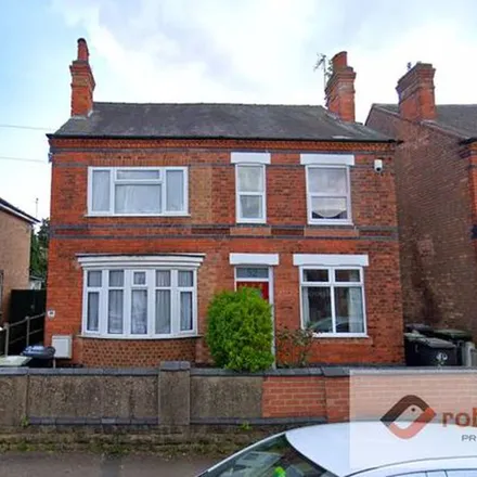 Rent this 4 bed duplex on 72 Abbey Road in Beeston, NG9 2QH