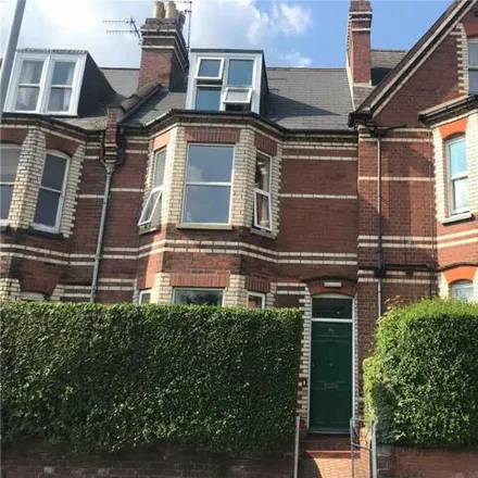 Rent this 6 bed townhouse on 85 Magdalen Road in Exeter, EX2 4TF