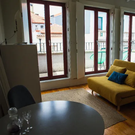 Rent this studio apartment on Gondarem Baixa in Rua de Santo Ildefonso 68, 4000-463 Porto