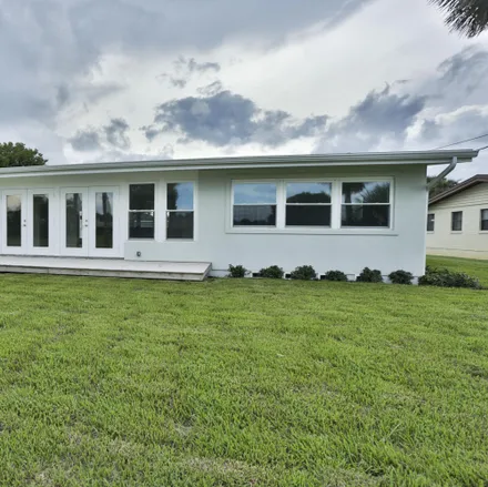 Image 4 - 80 Country Club Drive, Ormond Beach, FL 32176, USA - House for sale