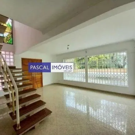Buy this 4 bed house on Alameda dos Auetis 174 in Mirandópolis, Região Geográfica Intermediária de São Paulo - SP
