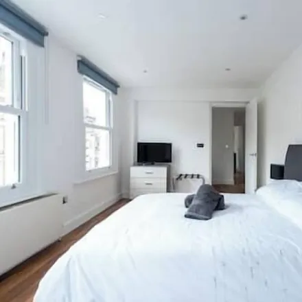 Rent this 1 bed apartment on London in W2 1JA, United Kingdom