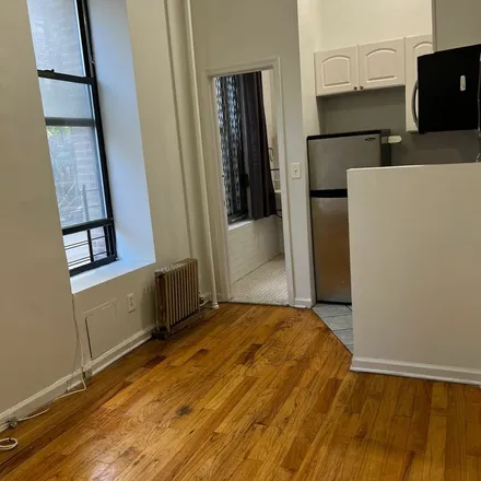 Rent this 1 bed apartment on 421 Manhattan Avenue in New York, NY 10026