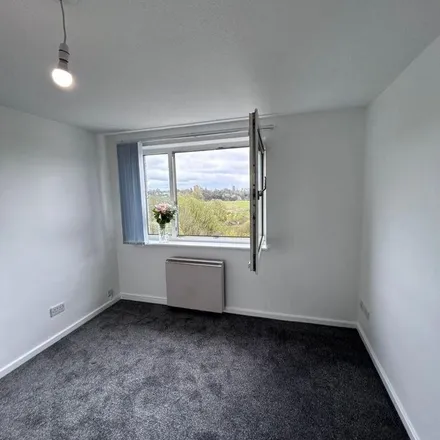 Image 5 - Kersal Way, Salford, M7 3GS, United Kingdom - Apartment for rent