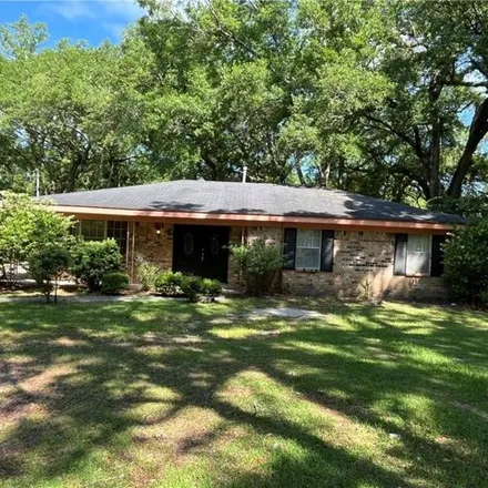 Rent this 3 bed house on 3433 Club House Road in Gulf Dale, Mobile