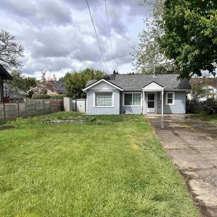 Buy this 1 bed house on 255 24th Street Northeast in Salem, OR 97301