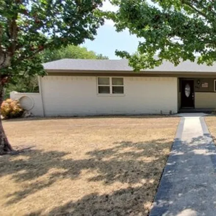 Rent this 3 bed house on 624 Verna Trail North in Fort Worth, TX 76108