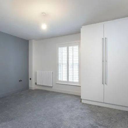 Image 4 - Buckingham Court, Wellington Street, Cheltenham, GL50 1XZ, United Kingdom - Room for rent