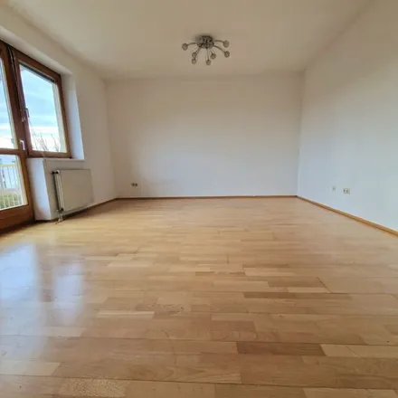 Rent this 3 bed apartment on Kitnerweg 42 in 8042 Graz, Austria