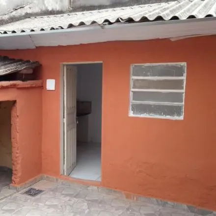 Rent this 1 bed house on Rua Mário Shioppa in Vila Santo Estéfano, São Paulo - SP