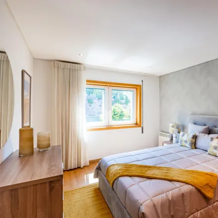 Rent this 3 bed apartment on Rua da Bélgica in 4400-712 Vila Nova de Gaia, Portugal