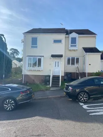 Rent this 3 bed duplex on 110 Exe Hill in Torbay, TQ2 7RQ