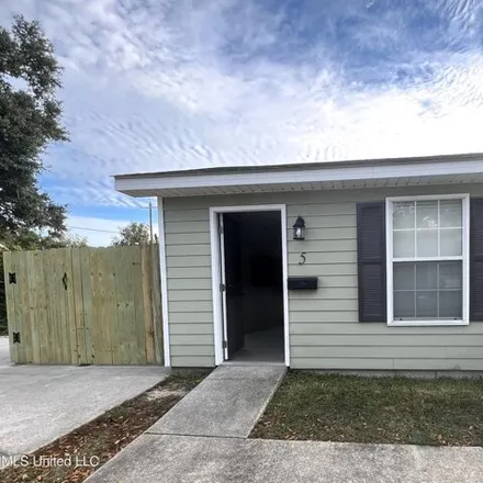 Rent this 1 bed house on 1207 22nd Street in Gulfport, MS 39501
