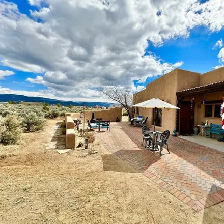 Image 2 - 1 Calle del Sol, Taos County, NM 87557, USA - House for sale