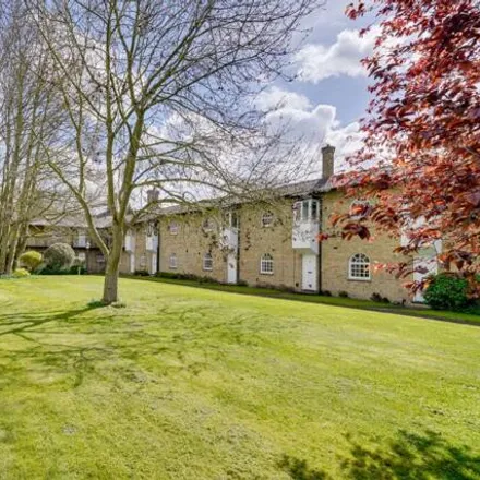 Image 5 - Field Lodge Care Home, Dunnock Way, Hemingford Grey, PE27 5DJ, United Kingdom - Townhouse for sale